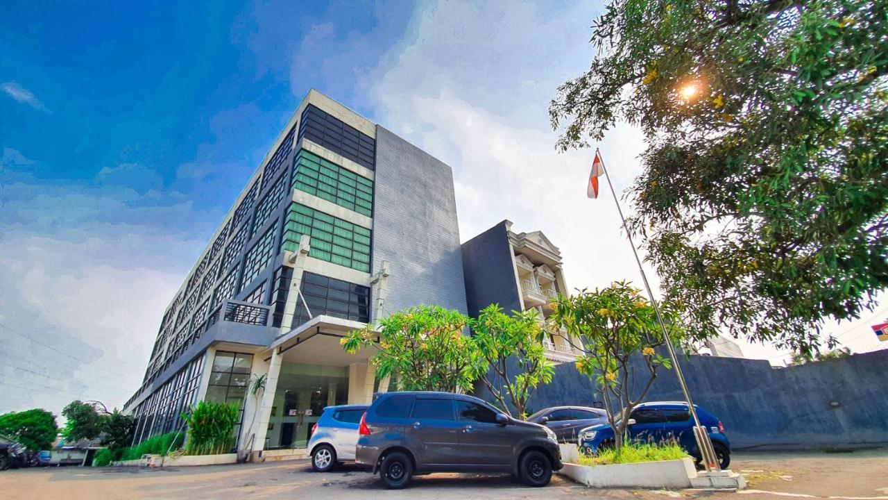 N1 Hotel Tanah Abang Jakarta Exterior foto